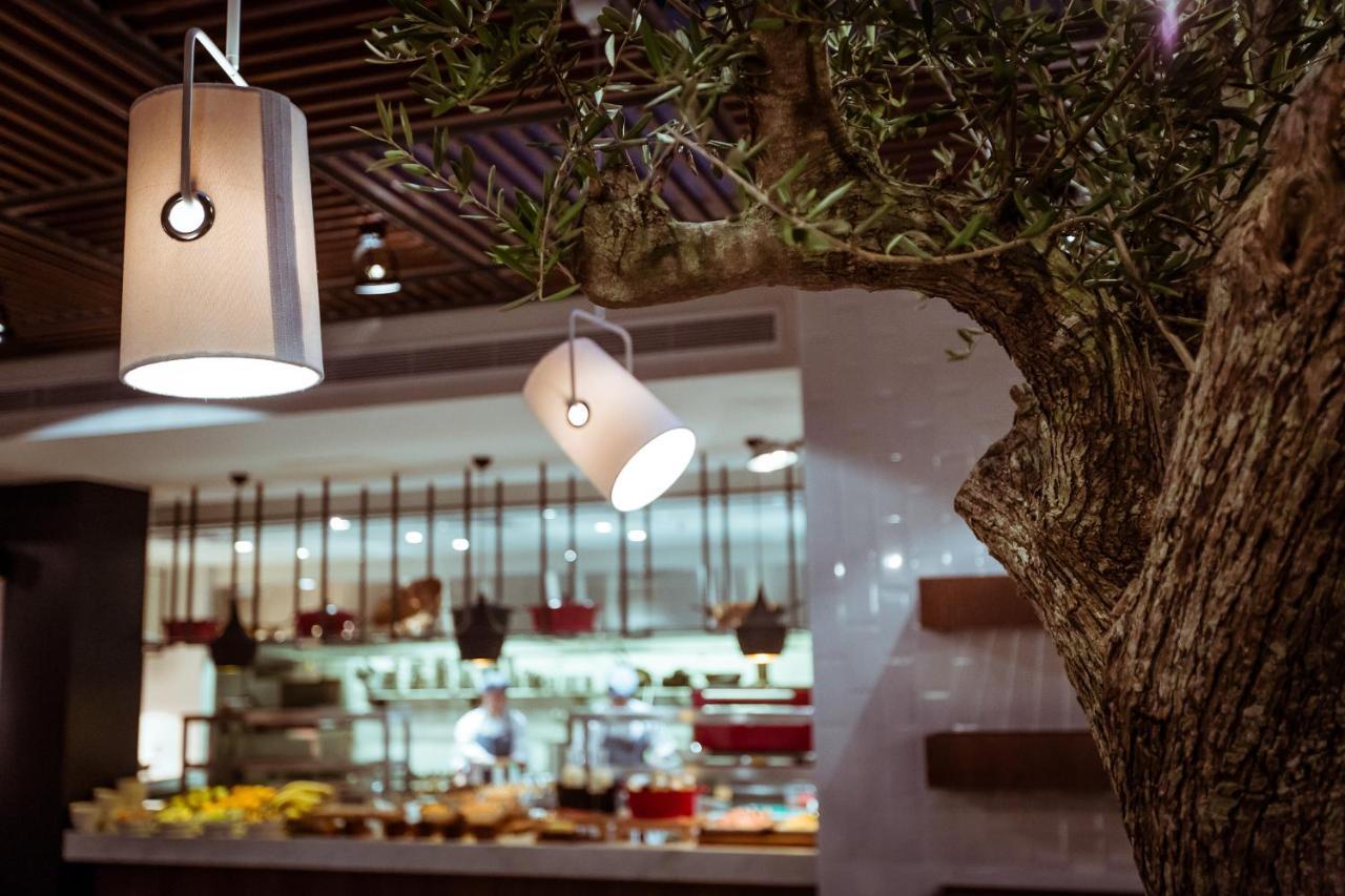 Hyatt Centric Montevideo Hotel Exterior photo Olive Bar & Kitchen, Hyderabad