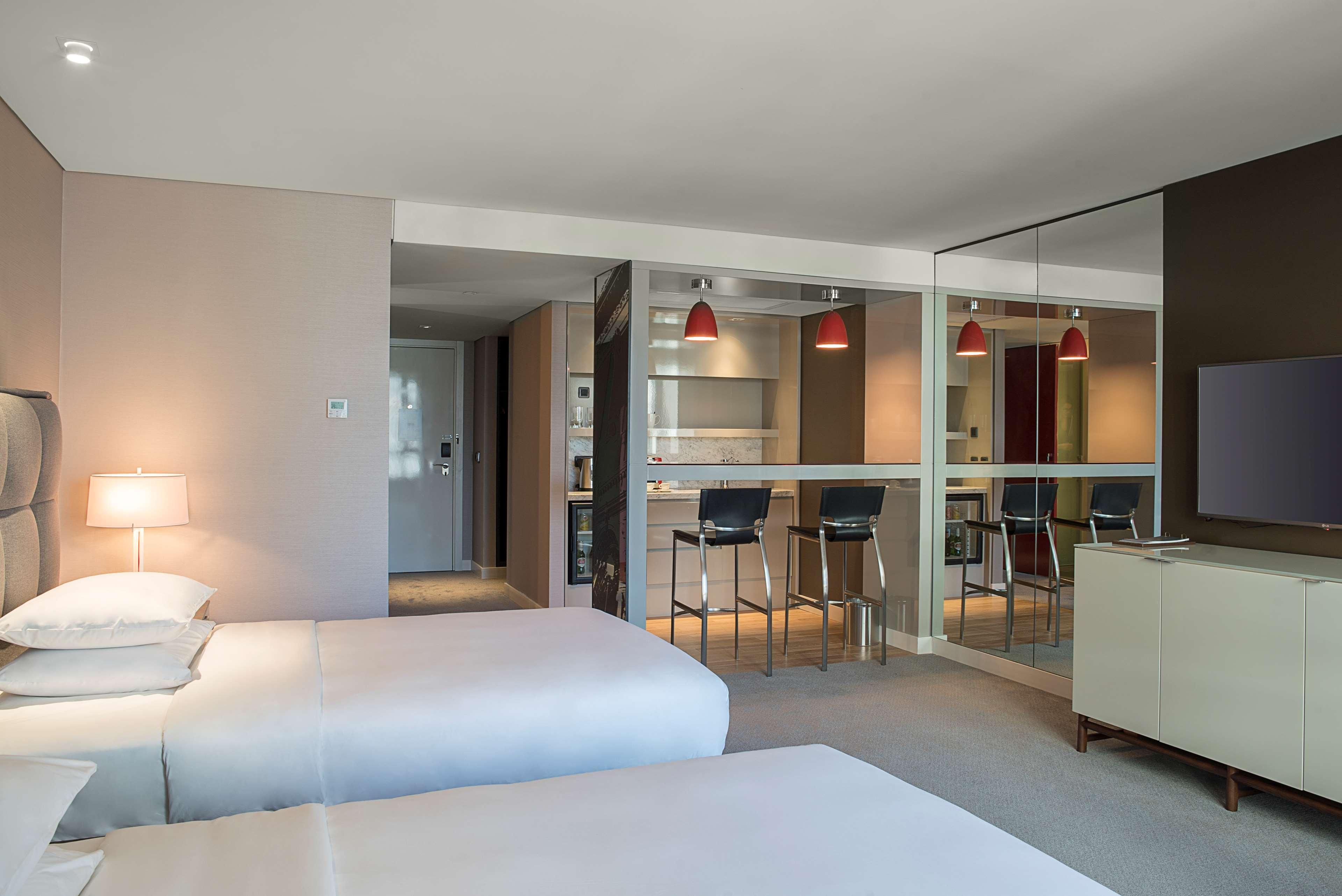 Hyatt Centric Montevideo Hotel Exterior photo A typical room at the hotel