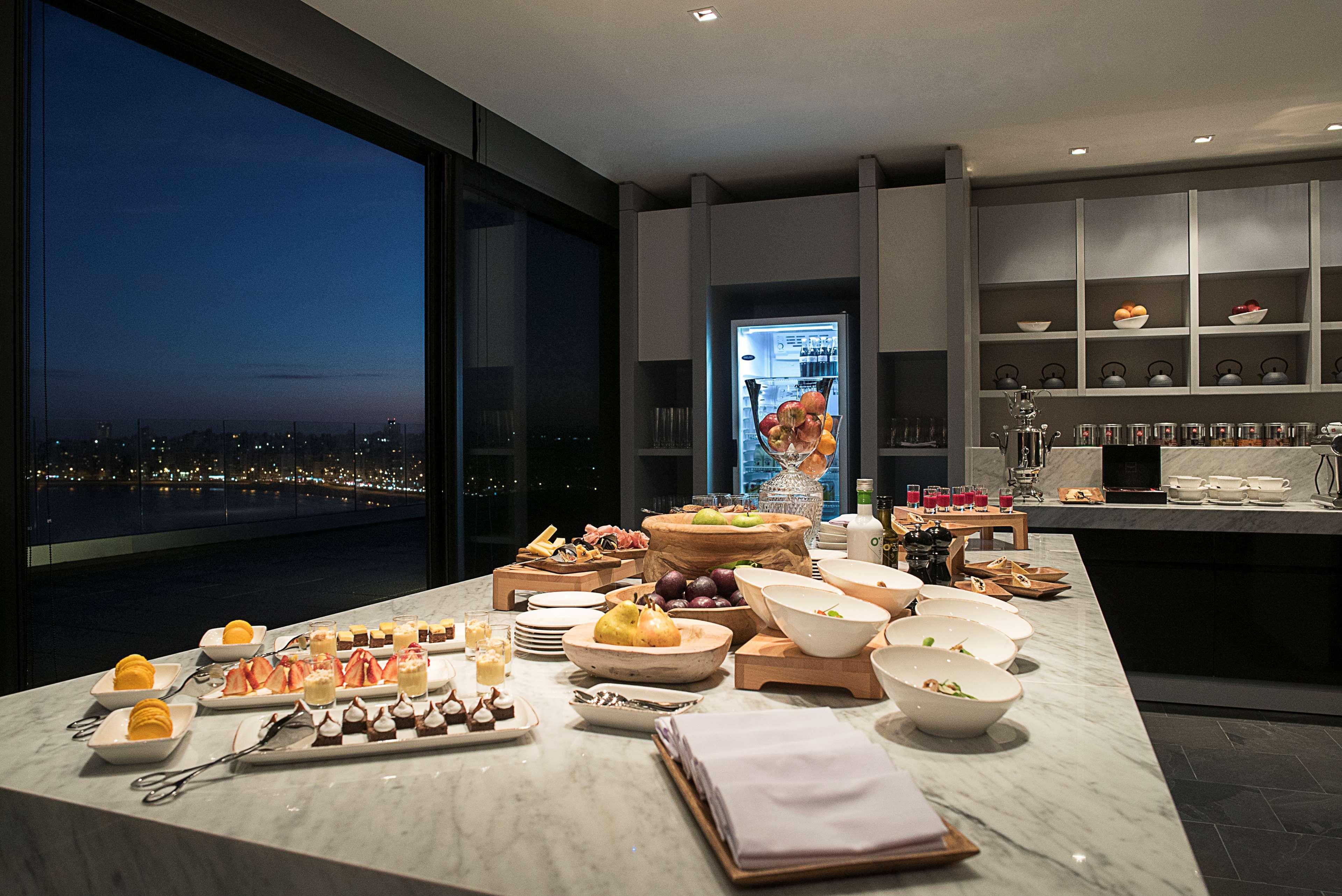 Hyatt Centric Montevideo Hotel Exterior photo A modern kitchen
