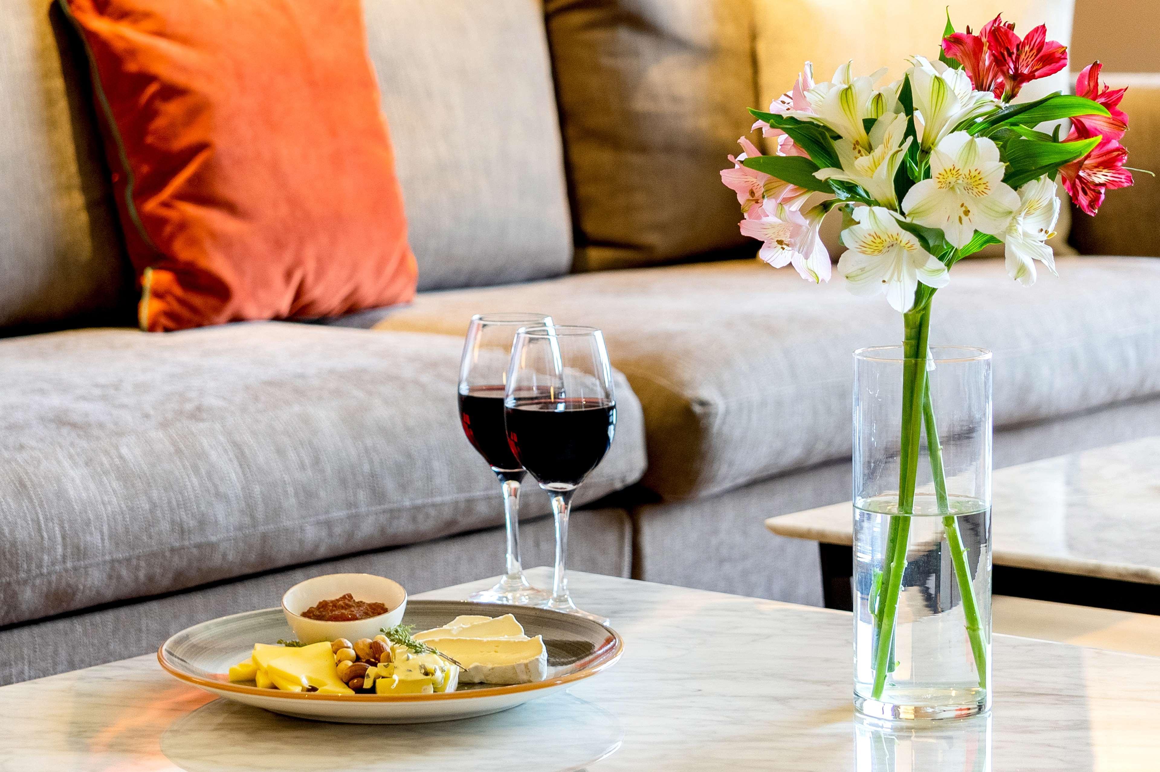 Hyatt Centric Montevideo Hotel Exterior photo A wine and cheese pairing