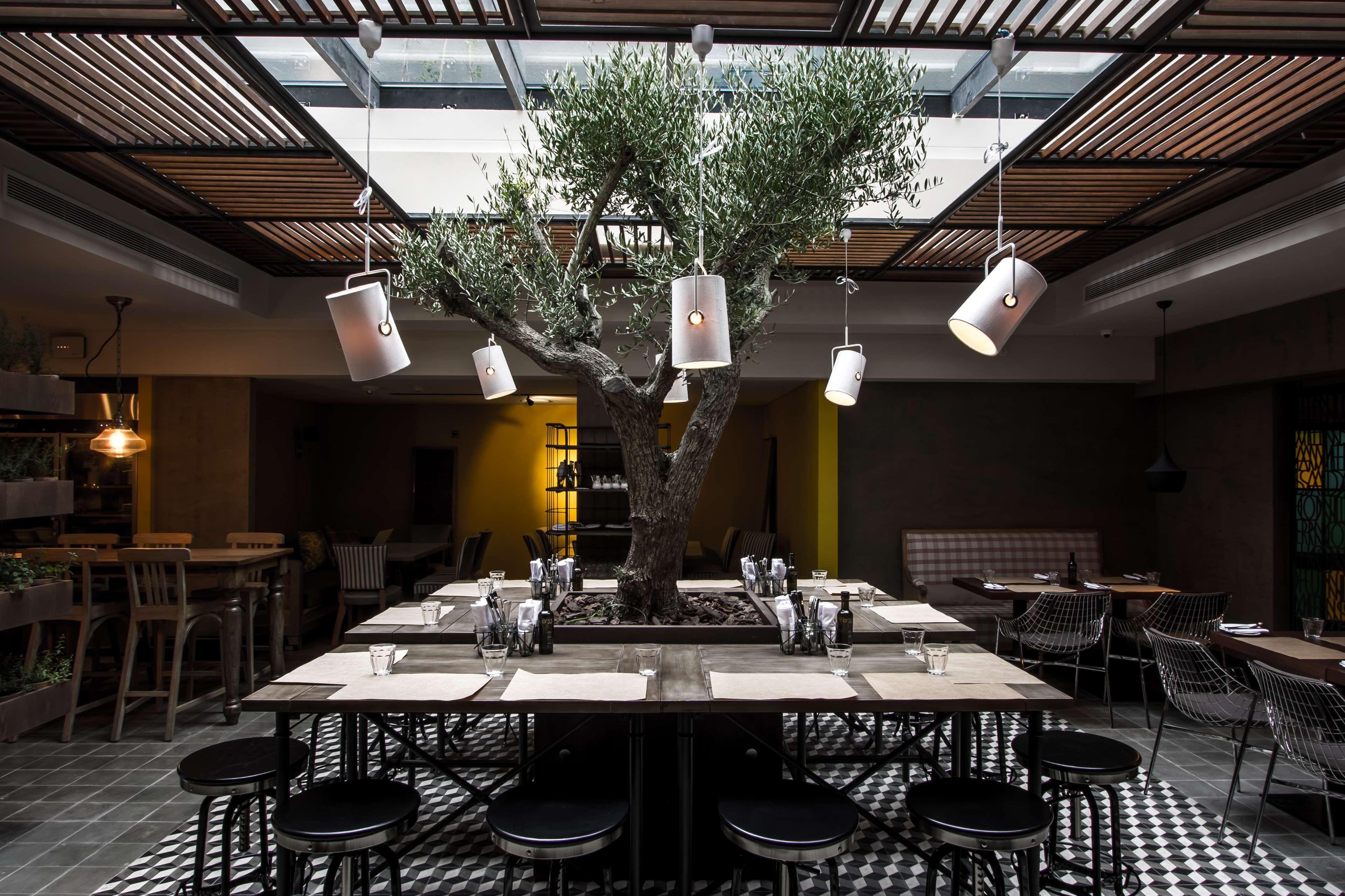 Hyatt Centric Montevideo Hotel Exterior photo Restaurant interior